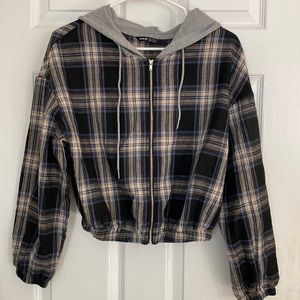 Hoodie zips up